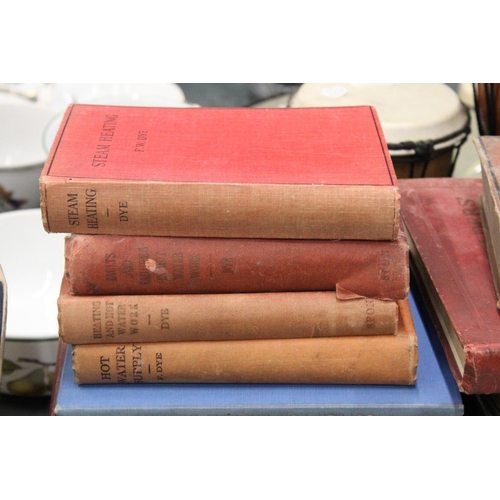 407 - A LARGE QUANTITY OF VINTAGE ENGINEERS AND PLUMBING BOOKS TO INCLUDE SIX VOLUMES OF 'THE MODERN PLUMB... 