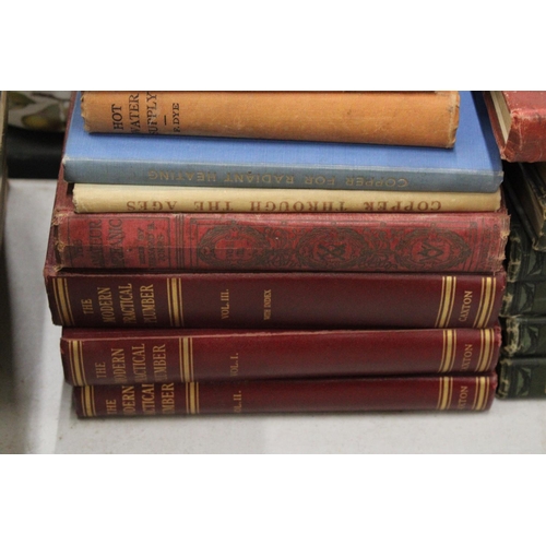 407 - A LARGE QUANTITY OF VINTAGE ENGINEERS AND PLUMBING BOOKS TO INCLUDE SIX VOLUMES OF 'THE MODERN PLUMB... 