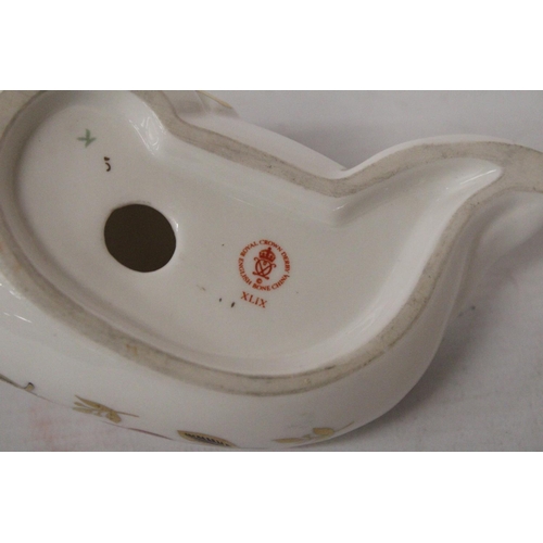 793 - A ROYAL CROWN DERBY SEAL (FIRSTS)