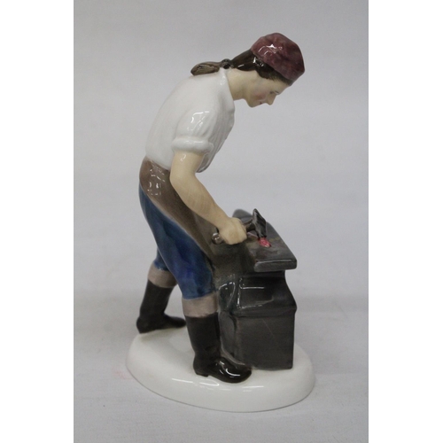 803 - A ROYAL DOULTON FIGURE 