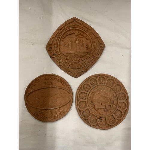 981 - FIVE, HEAVY, VINTAGE TERRACOTTA PLAQUES OF WELSH BRIDGES AND CASTLES