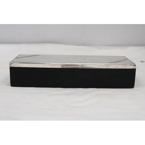 1116 - A ART DECO BOX WITH SILVER PLATED LID