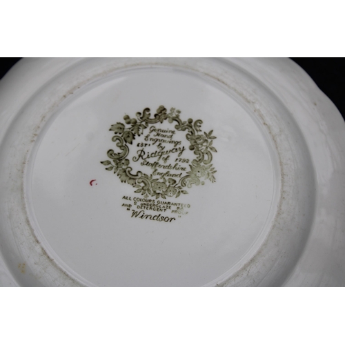 1827 - NINE RIDGEWAY WINDSOR PLATES AND A CERAMIC PLANTER