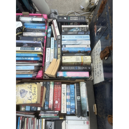 2267 - A LARGE QUANTITY OF ASSORTED BOOKS