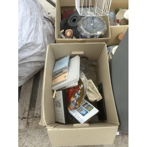 2272 - AN ASSORTMENT OF HOUSEHOLD CLEARANCE ITEMS