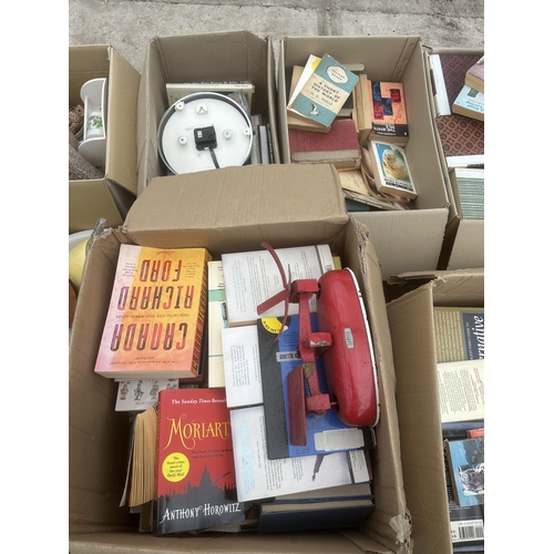 2273 - A LARGE QUANTITY OF ASSORTED BOOKS