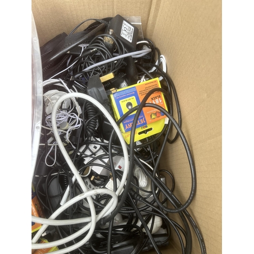 2375 - A LARGE ASSORTMENT OF ELECTRIC CABLES, PRINTER CARTRIDGES AND ACCESSORIES ETC