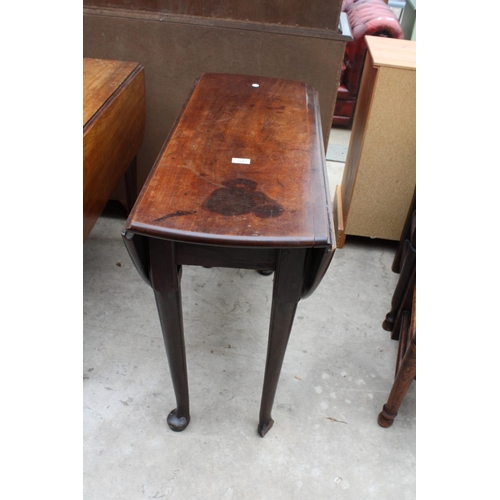 2542 - A 19TH CENTURY OVAL MAHOGANY DROP-LEAF DINING TABLE ON PAD FEET, 40.5