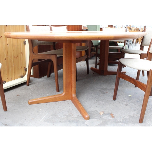 2576 - A ROSENGAARDEN (DENMARK) RETRO TEAK EXTENDING DINING TABLE 48