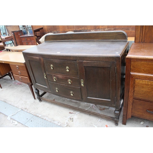 2611 - A MID 20TH CENTURY OAK SIDEBOARD, 53