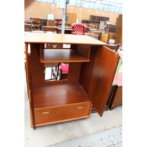 2636 - A RETRO TEAK G.PLAN TWO DOOR CABINET