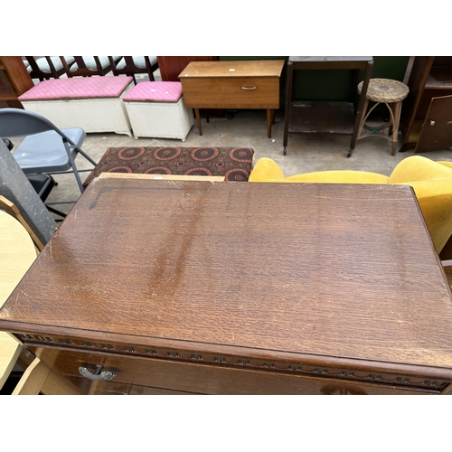 2765 - A MID 20TH CENTURY LEBUS CHEST OF FOUR DRAWERS AND MATCHING DRESSING CHEST