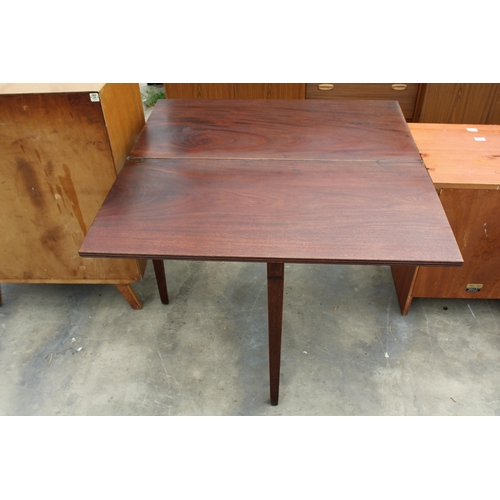 2771 - A 19TH CENTURY MAHOGANY AND INLAID FOLD-OVER TEA TABLE ON TAPERING LEGS, 37