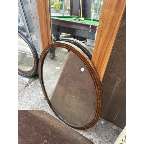 2843 - AN OVAL MAHOGANY AND INLAID MIRROR, OAK FRAMED MIRROR AND PINE FRAMED MIRROR