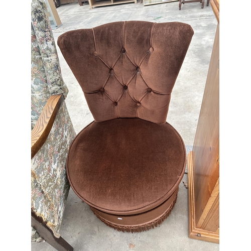 2894 - A MID 20TH CENTURY FIRESIDE CHAIR AND BEDROOM CHAIR