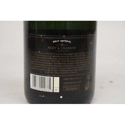 342 - A750 ML BOTTLE OF MOET & CHANDON CHAMPAGNE