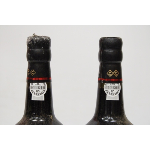 368 - TWO BOTTLES OF COCKBURNS SPECIAL RESERVE PORT - 75CL