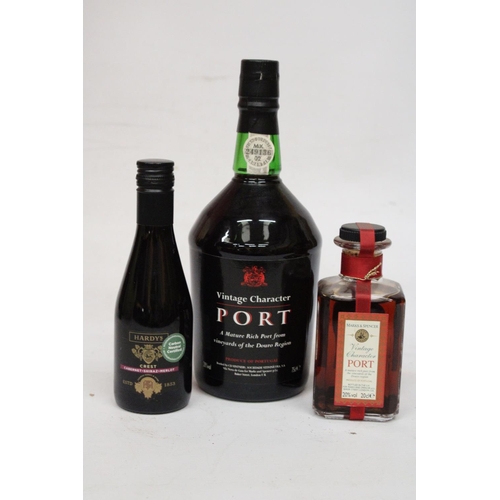 372 - A 75CL BOTTLE OF VINTAGE CHARACTER PORT TOGETHER WITH AN 187 ML BOTTLE OF HARDY'S CREST CABERNET-SHI... 