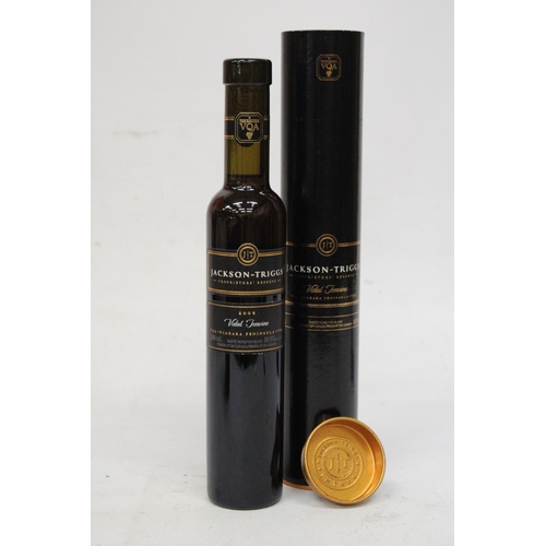 383 - A 70 CL BOTTLE OF BELLUCCI SUPERIORE AMARETTO TOGETHER WITH A 200 ML BOTTLE OF JACKSON-TRIGGS PROPRI... 