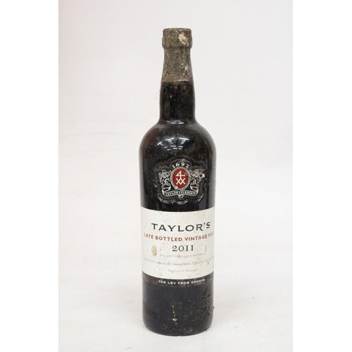 404 - TWO BOTTLES OF PORT TO INCLUDE TAYLOR'S LATE BOTTLED VINTAGE 2011 AND TAWNY PORT 10 YEAR OLD