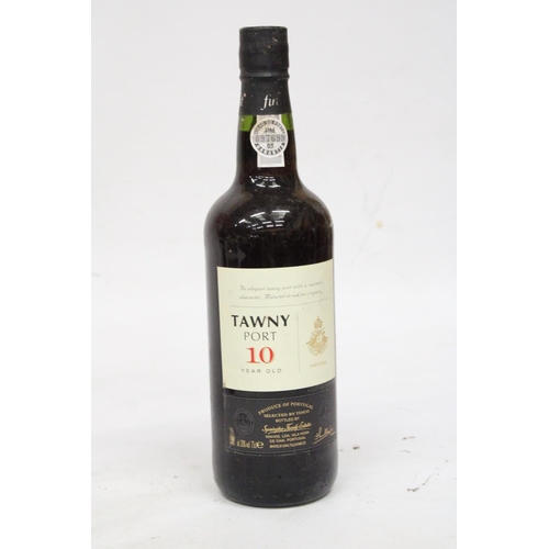 404 - TWO BOTTLES OF PORT TO INCLUDE TAYLOR'S LATE BOTTLED VINTAGE 2011 AND TAWNY PORT 10 YEAR OLD