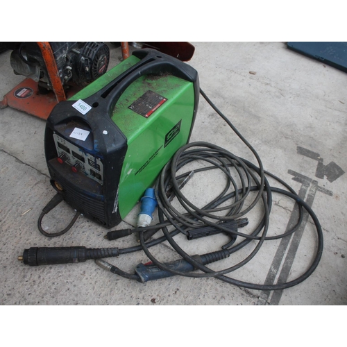 1400 - MIG,TIG ARC WELDER 200 AMP  NO VAT