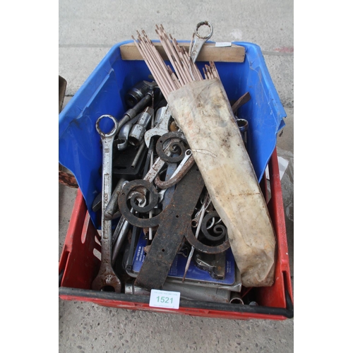 1521 - BOX OF ASSORTED TOOLS  NO VAT