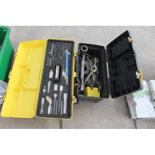 1523 - TOOL BOX AND CONTENTS  NO VAT