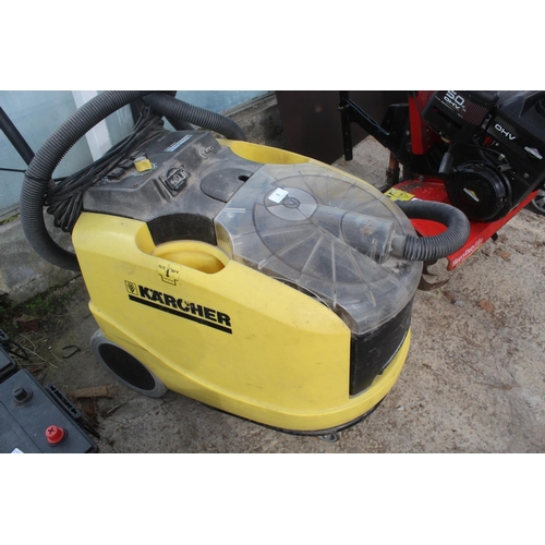 8 - KARCHER CARPET CLEANER IN WORKING ORDER  NO VAT