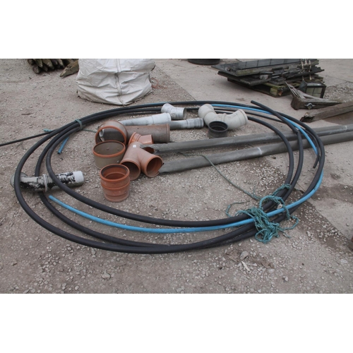 1137 - VARIOUS PIPES & PIPE FITTINGS  + VAT