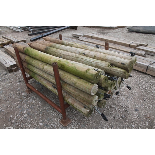 1165 - 34 FENCING POSTS 6 FT  + VAT