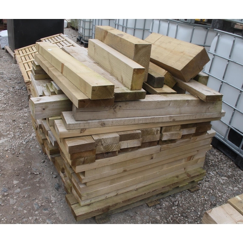 1183 - PALLET OF TIMBERS  + VAT