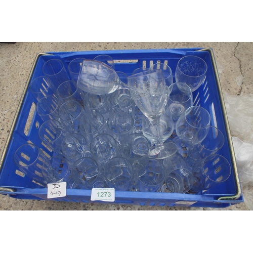 1273 - 40 TRAYS OF MIXED WINE GLASSES  NO  VAT