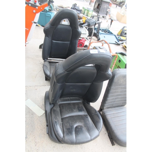 1394 - 2 LAND ROVER DEFENDER BUCKET SEATS  NO VAT