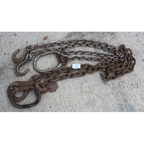 39 - 2 LEG LIFTING CHAINS IN WORKING ORDER  NO VAT