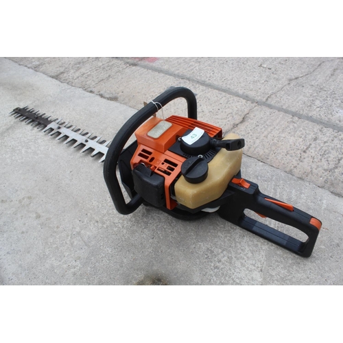 43 - STIHL HS75 EDGE CUTTER IN WORKING ORDER  NO VAT