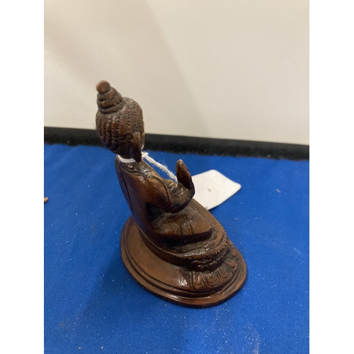 171 - A BRONZE DIETY LADY HEIGHT 9.5CM