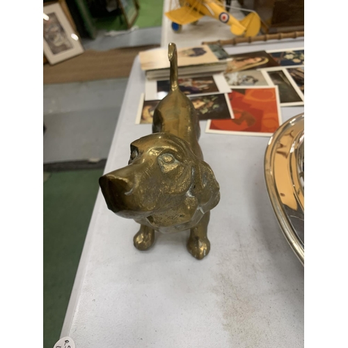 112 - A LARGE BRASS FIGURE OF A DASCHUND