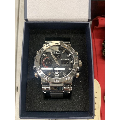 122 - A LARGE QUANTITY OF QUARTZ AND MECHANICAL WATCHES (34 IN TOTAL)