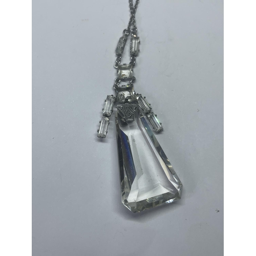 547 - A MARKED 925 SILVER VICTORIAN STYLE PENDANT NECKLACE WITH CLEAR STONES IN THE FORM OF A LADY