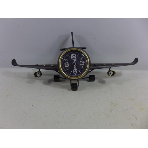 417 - A CLOCK IN THE FORM OF AN AEROPLANE