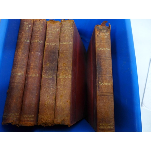 423 - FOURTEEN VOLUMES OF BOOKS RELATING TO WORLD WAR I TO INCLUDE THE GREAT WAR BY H W WILSON ETC