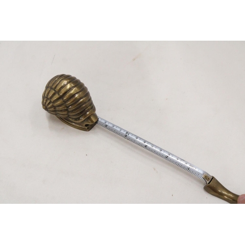 208 - A BRASS SNAIL TAPE MEASURE