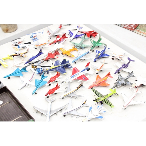 243 - A LARGE LOT OF DIECAST AEROPLANES AND MATCHBOX