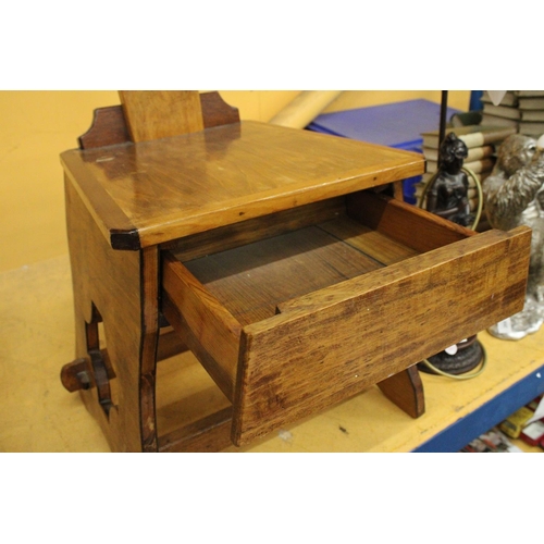 267 - A VINTAGE WOODEN BIBLE CHAIR WITH A DRAWER TO THE FRONT