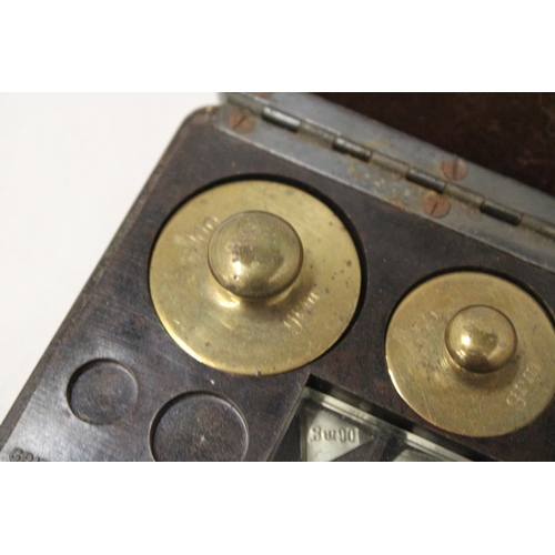 296 - A VINTAGE SET OF WEIGHTS BY GRIFFIN AND TATLOCK, LONDON,