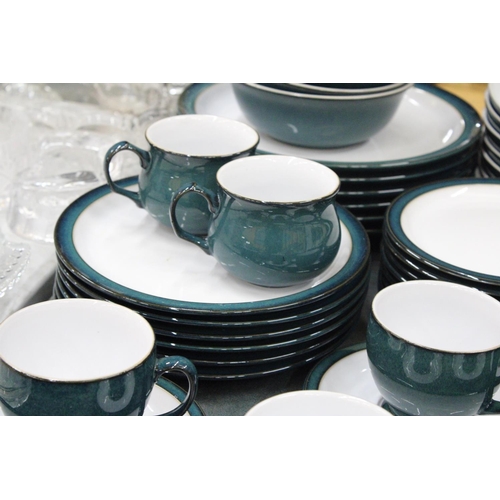 900 - A DENBY DARK GREEN PART DINNER SEVICE, TO INCLUDE VARIOUS SIZES OF PLATES, BOWLS CUPS AND SAUCERS