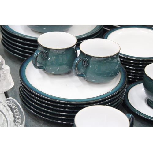 900 - A DENBY DARK GREEN PART DINNER SEVICE, TO INCLUDE VARIOUS SIZES OF PLATES, BOWLS CUPS AND SAUCERS