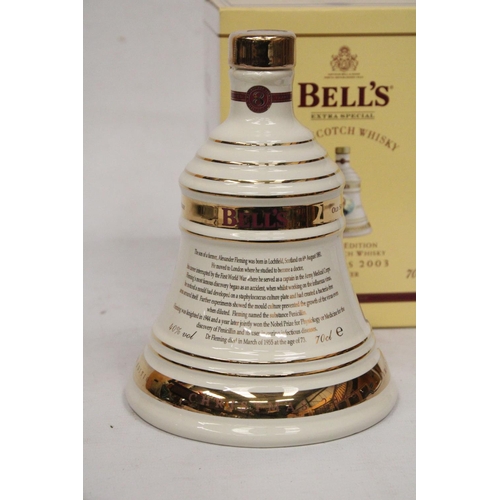 307 - A SEALED BELL'S EXTRA SPECIAL 70 CL OLD SCOTCH WHISKY IN A LIMITED EDITION CHRISTMAS 2003 DECANTER