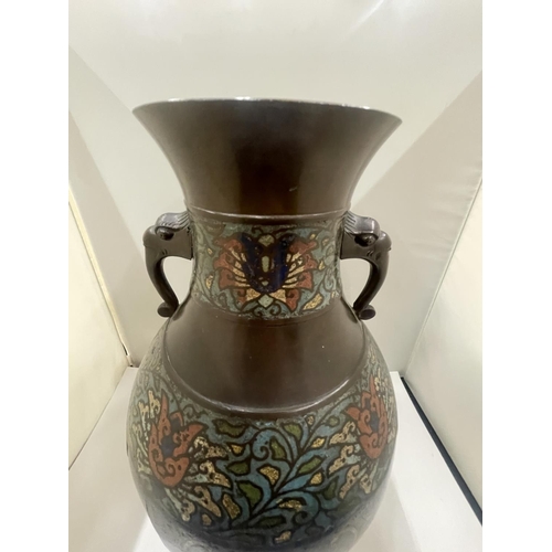 24 - A LARGE BRONZE AND ENAMEL ORIENTAL CHAMPLEVE VASE WITH MARKINGS TO THE BASE